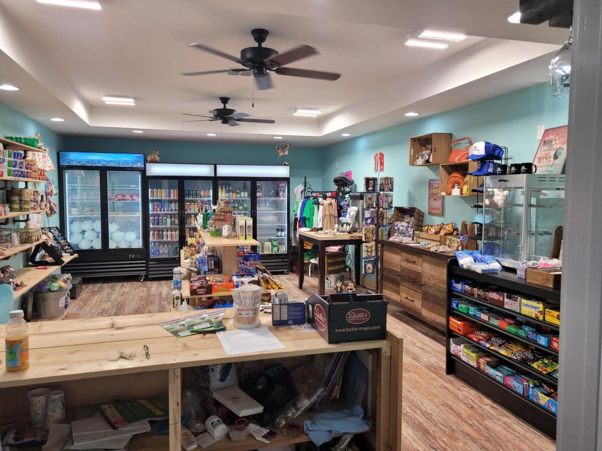 Pipe Creek Al'S Hideaway Cabin And Rv Space, Llc מראה חיצוני תמונה